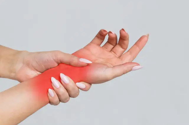 Chiropractor Balasaheb - Chiropractor in Mumbai